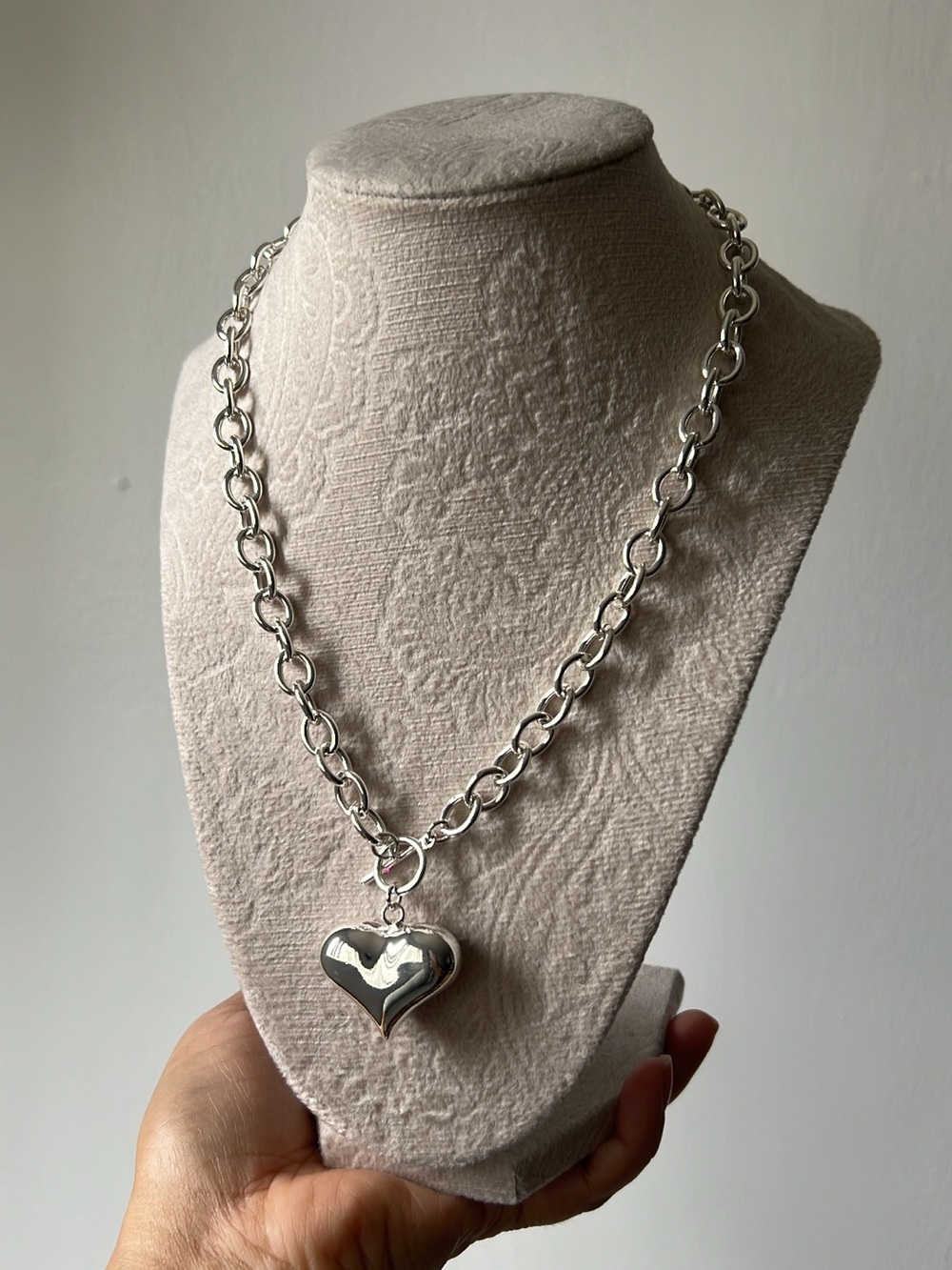 Polished Silver Heart Toggle Necklace - Women's Fashion Jewelry